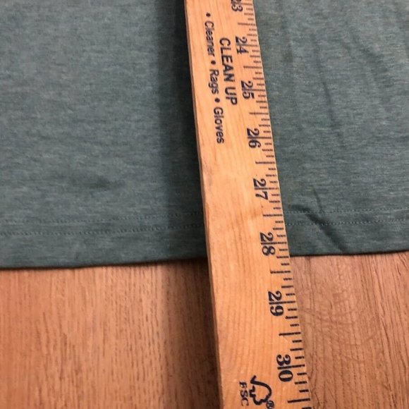 J Lawrence Khakis of Carmel Raffi Vneck Tshirt sz XL Green - Picture 3 of 5